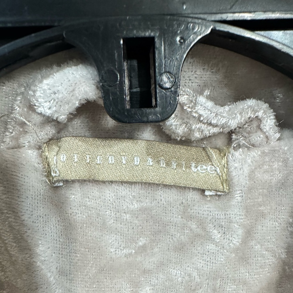 Pottery Barn Teen Velvet Hello Kitty  Robe - Picture 3 of 4